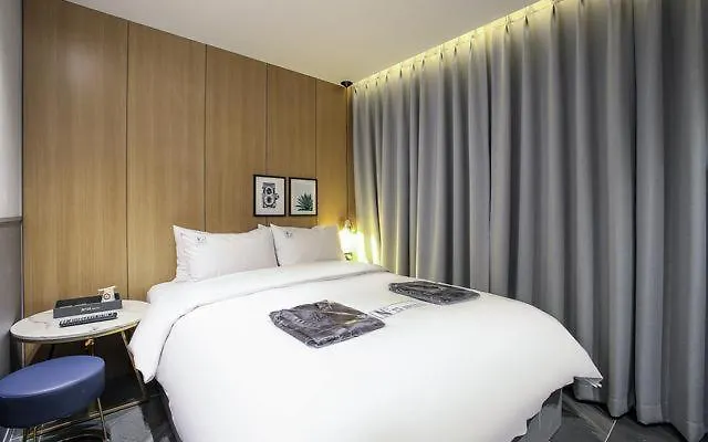 No 25 Dongdaemun 3*